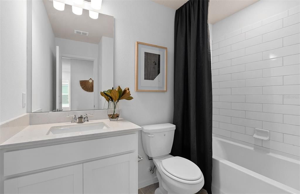 Active With Contract: $414,290 (3 beds, 2 baths, 1628 Square Feet)