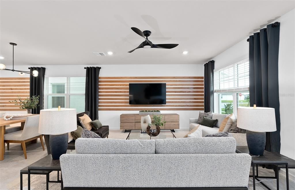 Active With Contract: $414,290 (3 beds, 2 baths, 1628 Square Feet)