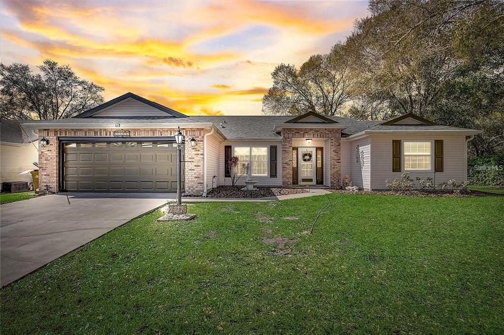 For Sale: $310,000 (3 beds, 2 baths, 1702 Square Feet)