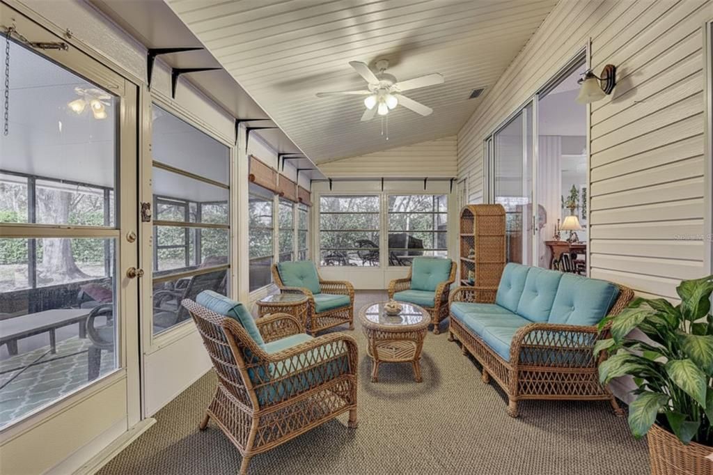 For Sale: $310,000 (3 beds, 2 baths, 1702 Square Feet)