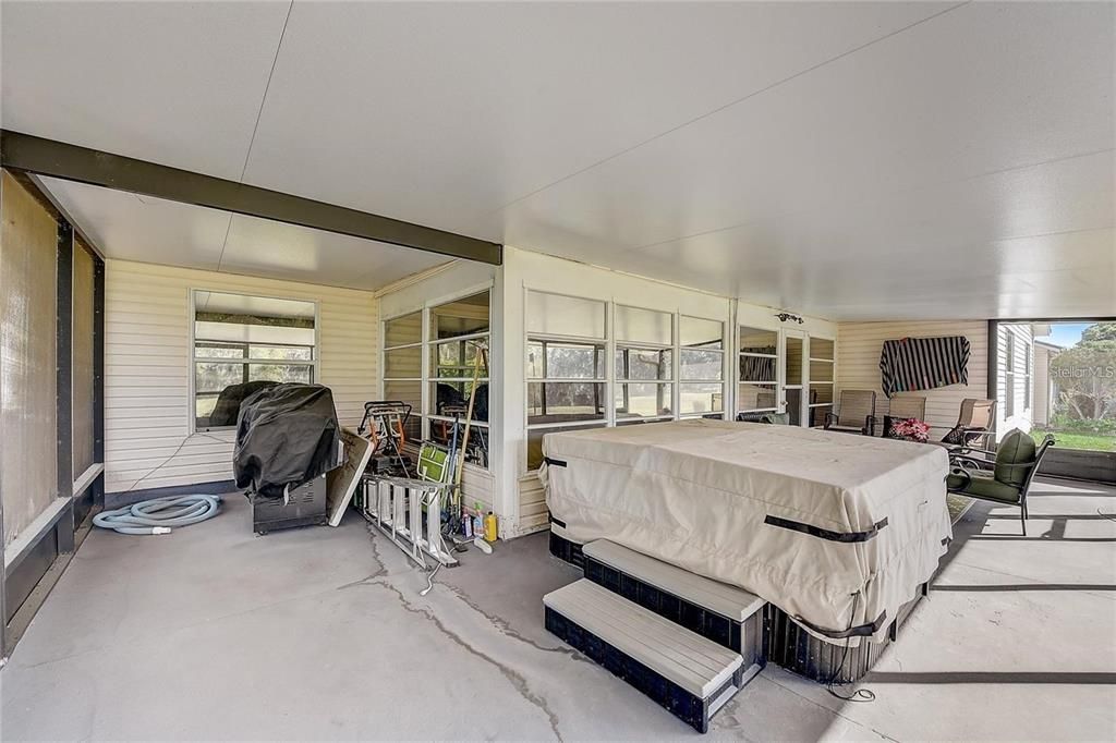 For Sale: $310,000 (3 beds, 2 baths, 1702 Square Feet)