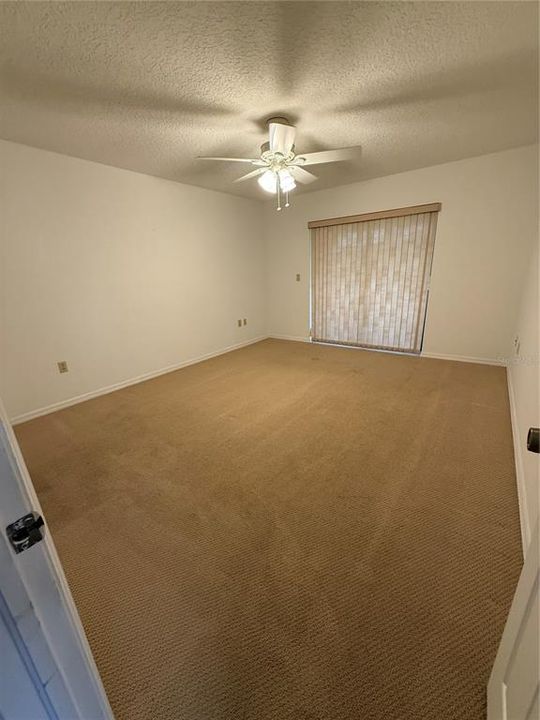 En Venta: $192,000 (3 camas, 2 baños, 1279 Pies cuadrados)