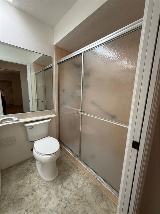 En Venta: $192,000 (3 camas, 2 baños, 1279 Pies cuadrados)