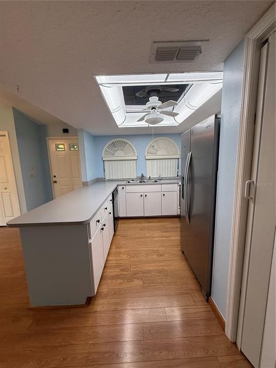 En Venta: $192,000 (3 camas, 2 baños, 1279 Pies cuadrados)