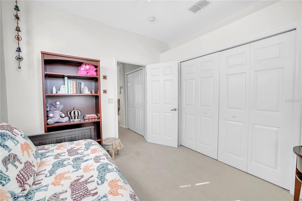 待售: $249,990 (2 贝兹, 2 浴室, 1073 平方英尺)