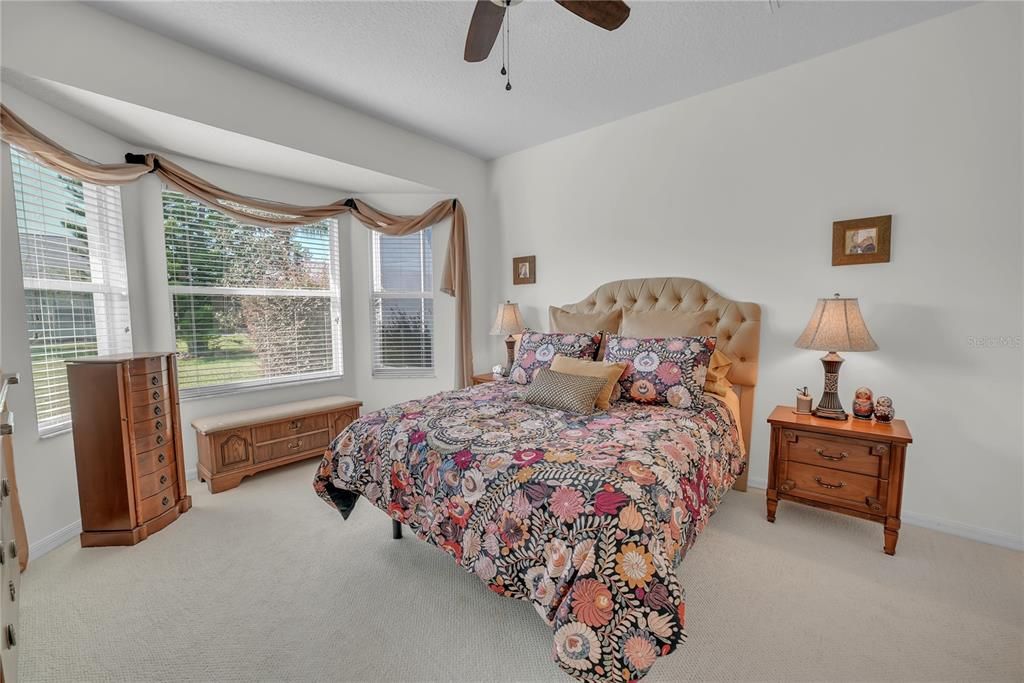 待售: $249,990 (2 贝兹, 2 浴室, 1073 平方英尺)