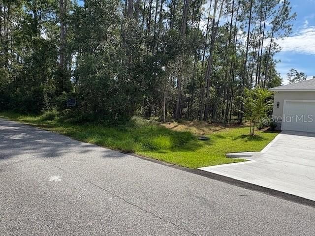 En Venta: $77,999 (0.23 acres)