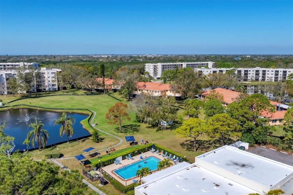 For Sale: $395,000 (2 beds, 2 baths, 1735 Square Feet)