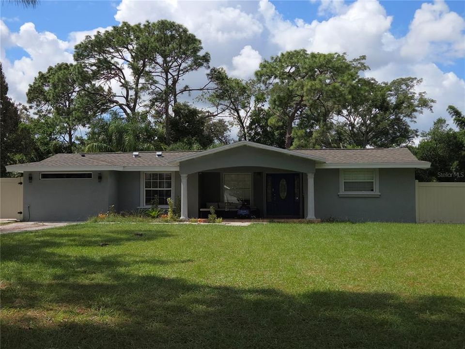 В аренду: $3,900 (5 спален, 4 ванн, 2500 Квадратных фут)