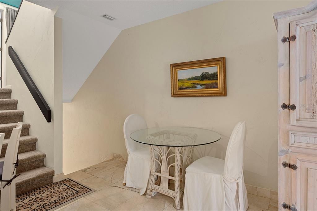 出租: $2,600 (2 贝兹, 2 浴室, 1196 平方英尺)