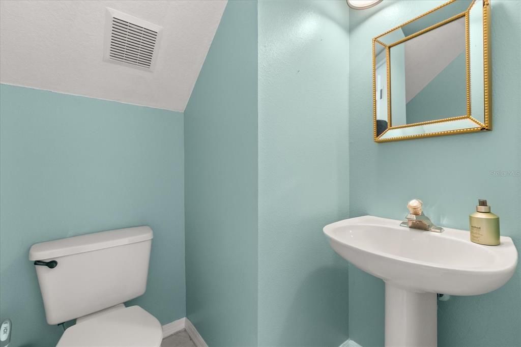 En Venta: $364,900 (4 camas, 2 baños, 1526 Pies cuadrados)