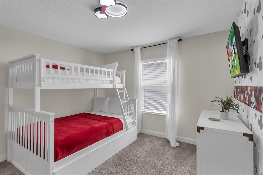 For Rent: $2,950 (5 beds, 4 baths, 2167 Square Feet)