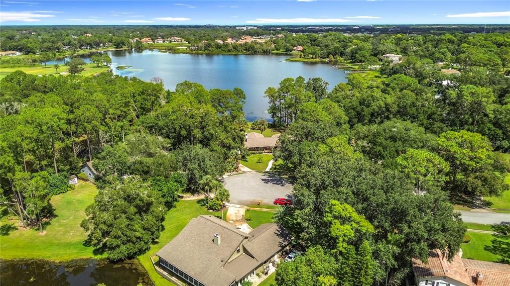 合同活跃: $800,000 (4 贝兹, 3 浴室, 3247 平方英尺)