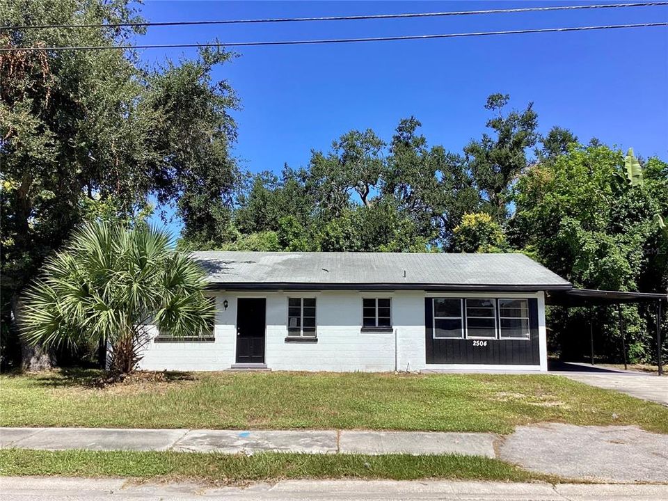 Recently Sold: $199,900 (2 beds, 1 baths, 1118 Square Feet)