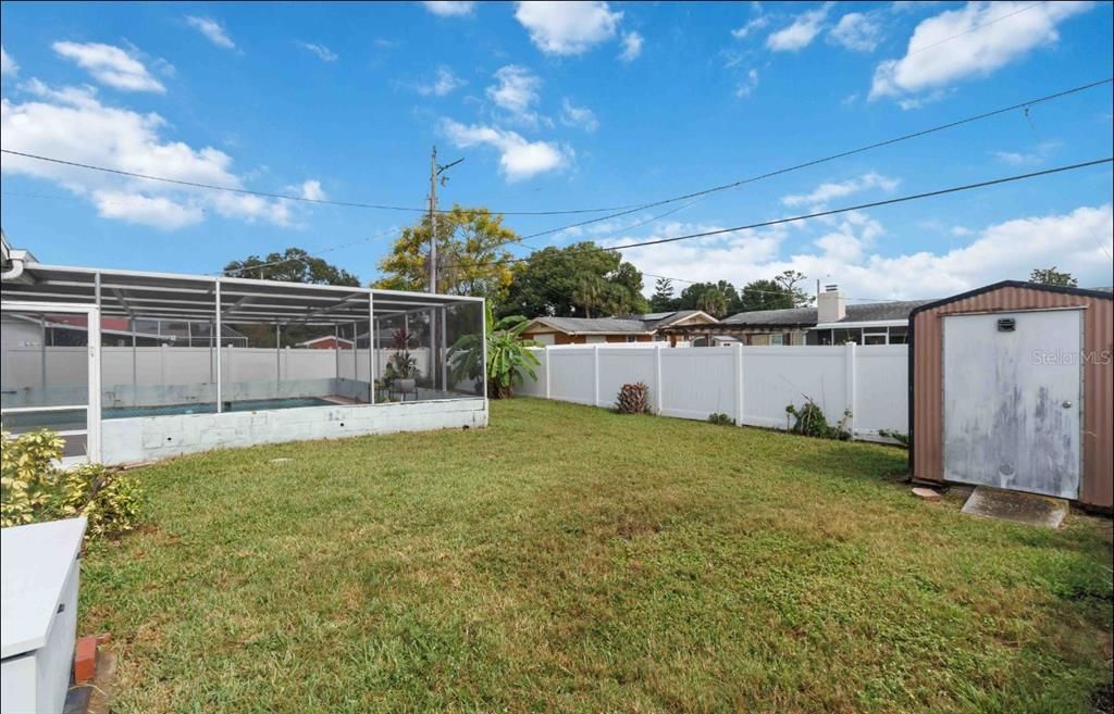 Activo con contrato: $299,000 (3 camas, 2 baños, 1329 Pies cuadrados)