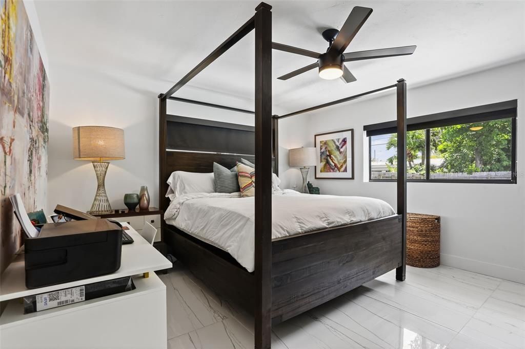 合同活跃: $899,900 (3 贝兹, 2 浴室, 1504 平方英尺)