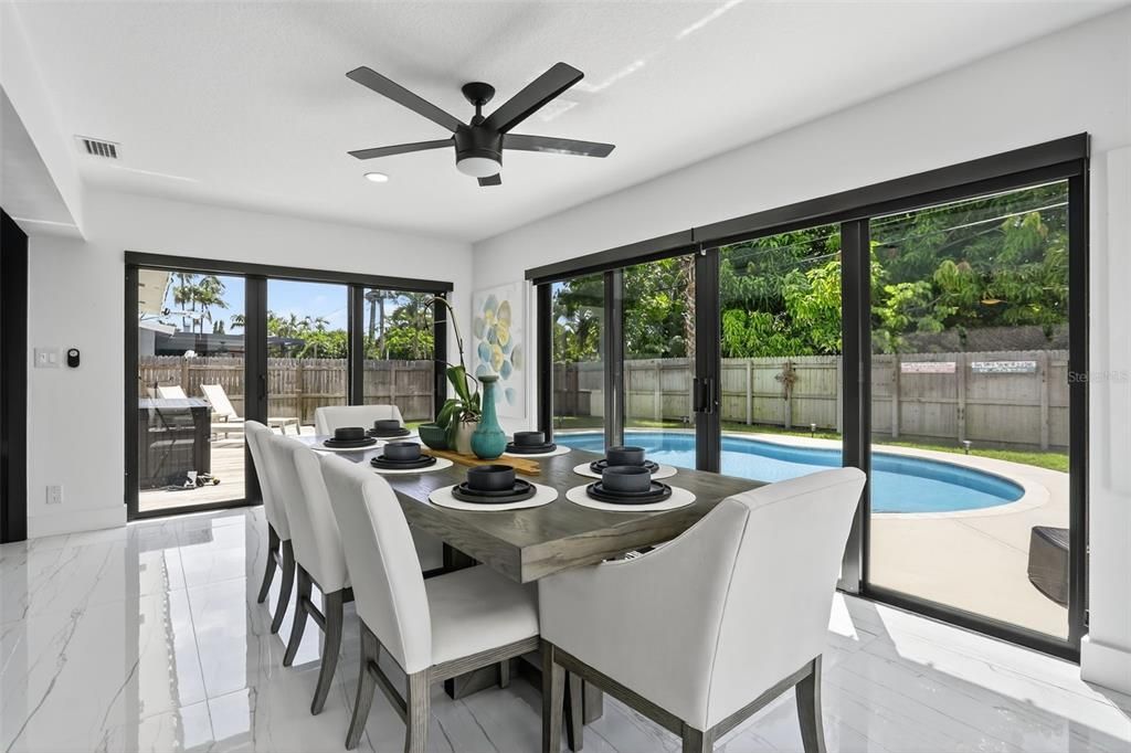 合同活跃: $899,900 (3 贝兹, 2 浴室, 1504 平方英尺)