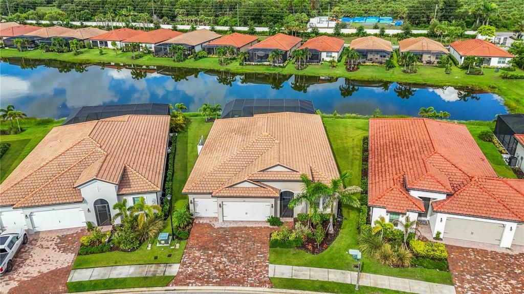 В аренду: $6,500 (3 спален, 3 ванн, 2540 Квадратных фут)