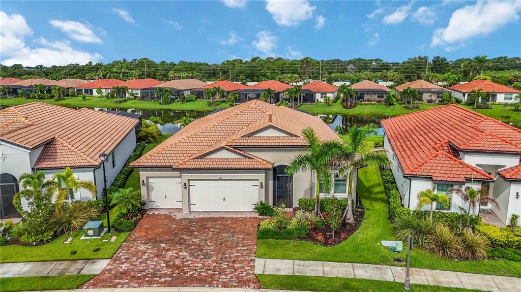 В аренду: $6,500 (3 спален, 3 ванн, 2540 Квадратных фут)