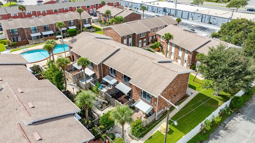 待售: $149,900 (2 贝兹, 1 浴室, 1122 平方英尺)