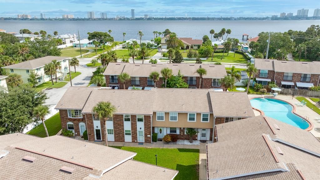 待售: $149,900 (2 贝兹, 1 浴室, 1122 平方英尺)