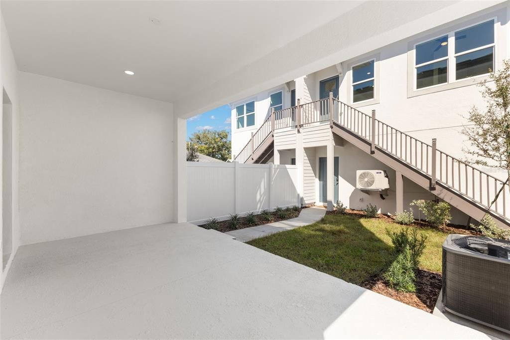 For Sale: $799,000 (4 beds, 3 baths, 2067 Square Feet)