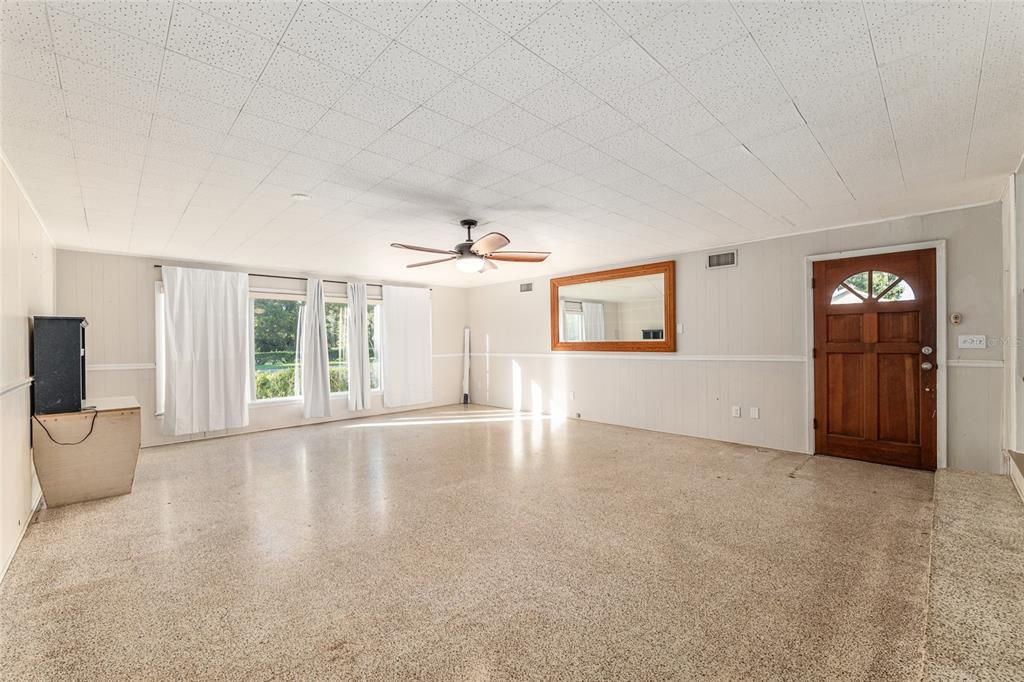 For Sale: $279,000 (3 beds, 2 baths, 2380 Square Feet)