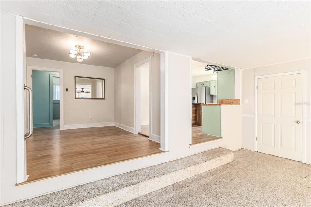 For Sale: $279,000 (3 beds, 2 baths, 2380 Square Feet)