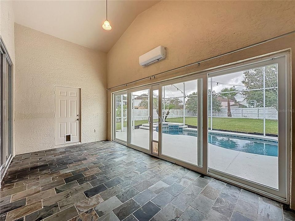 На продажу: $549,800 (3 спален, 2 ванн, 2062 Квадратных фут)