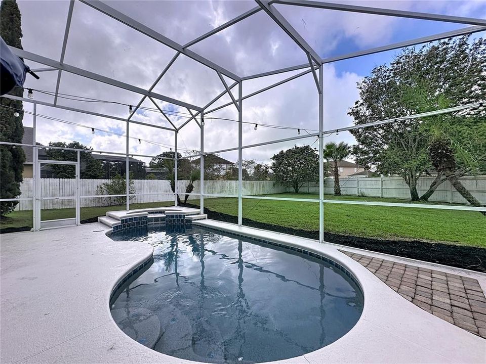 На продажу: $549,800 (3 спален, 2 ванн, 2062 Квадратных фут)