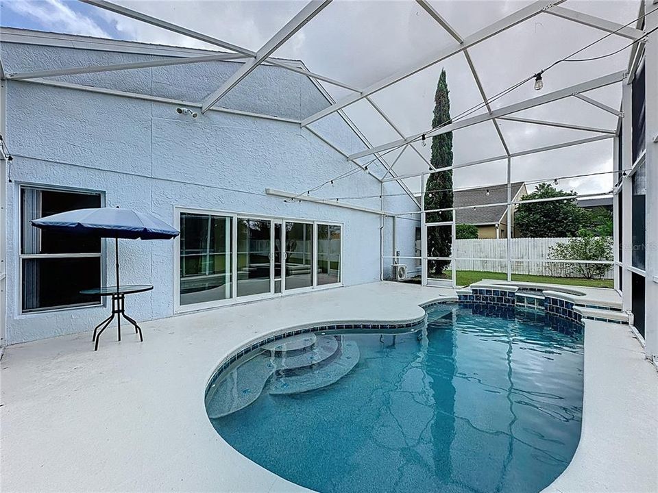 На продажу: $549,800 (3 спален, 2 ванн, 2062 Квадратных фут)