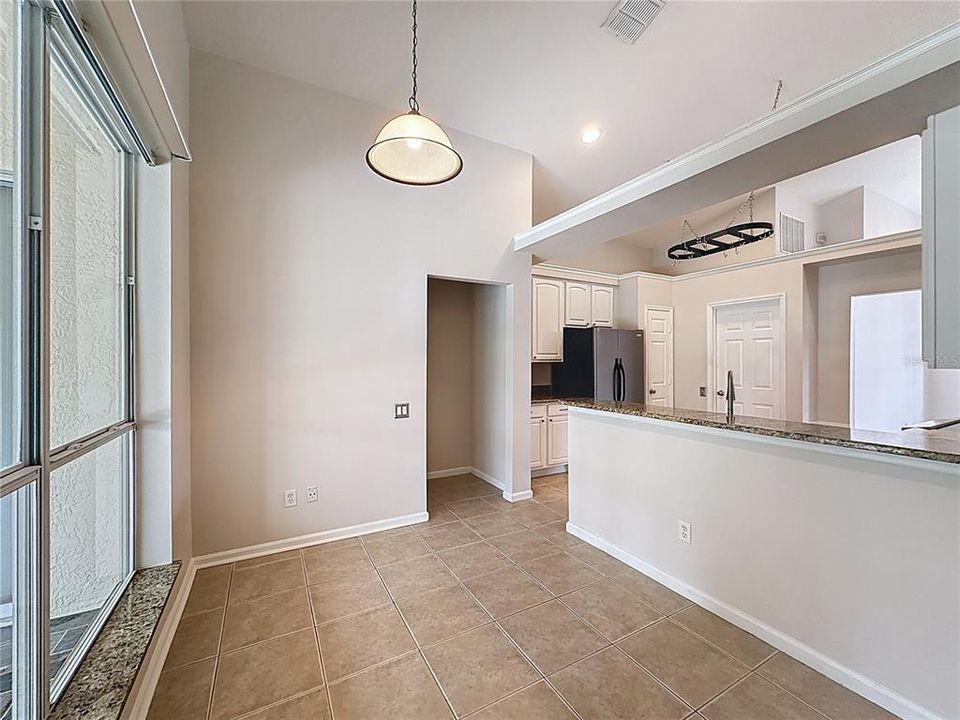 На продажу: $549,800 (3 спален, 2 ванн, 2062 Квадратных фут)