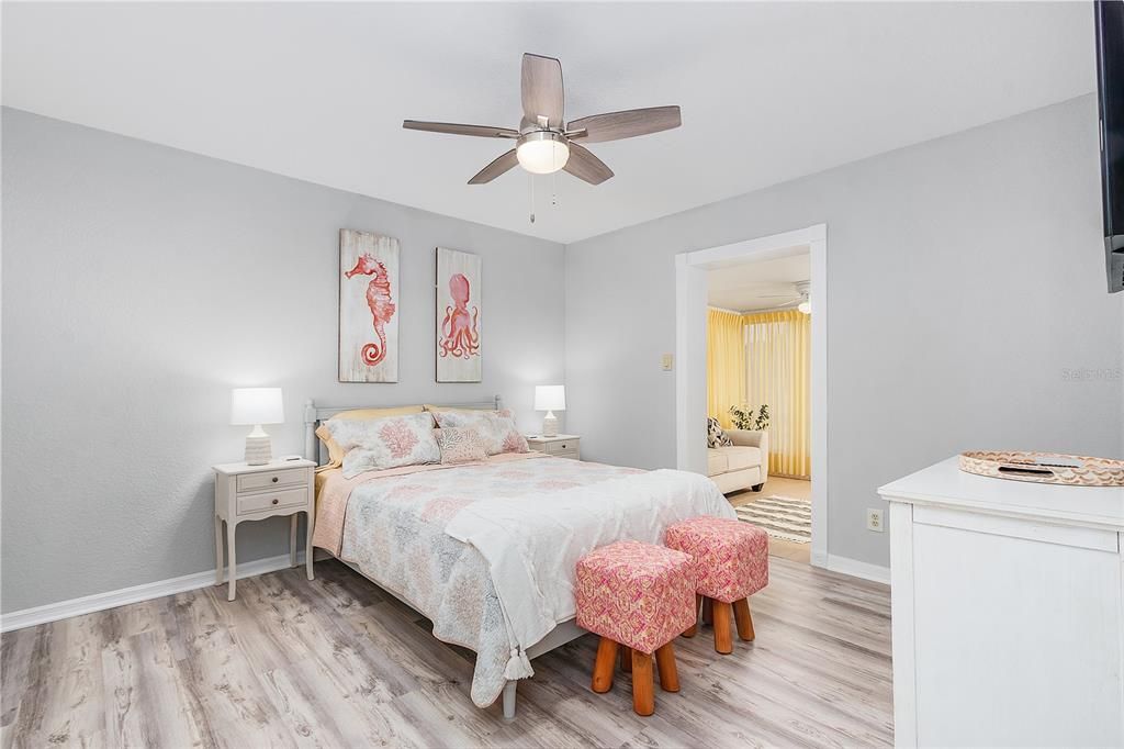 For Rent: $2,700 (3 beds, 2 baths, 2056 Square Feet)