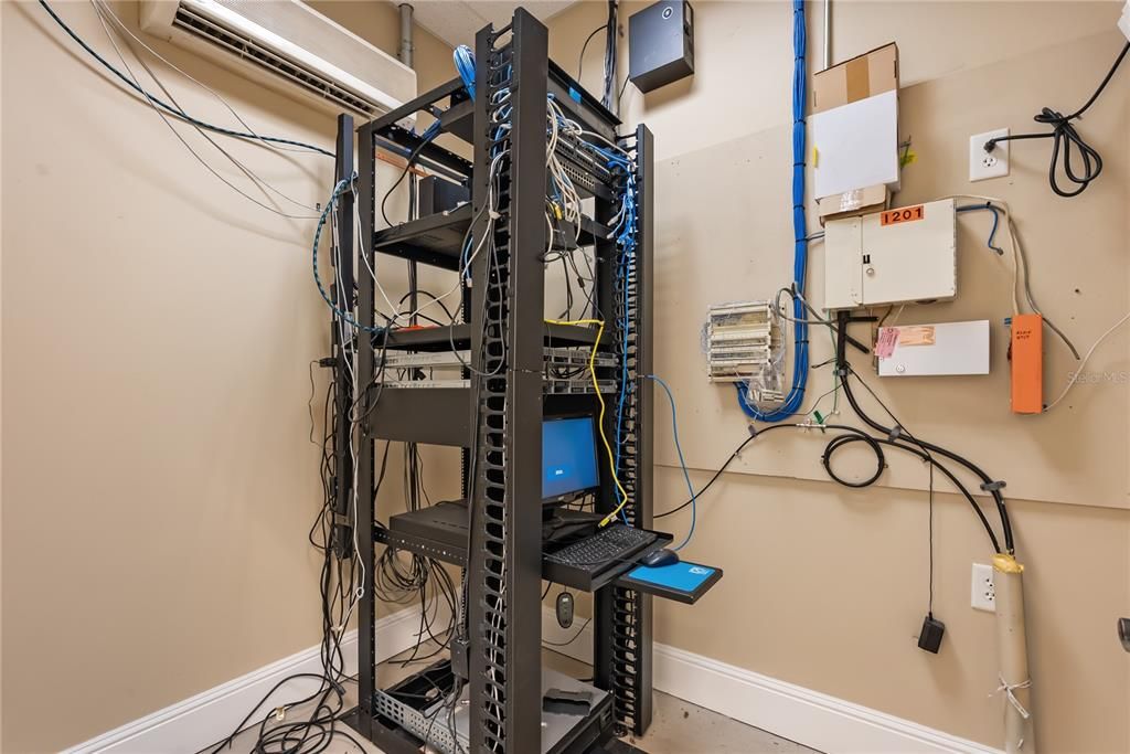 For Sale: $95,376 (0 beds, 0 baths, 5961 Square Feet)