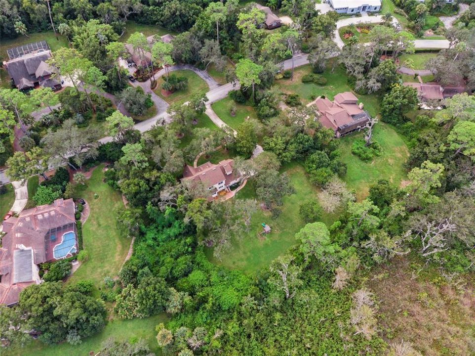 Activo con contrato: $825,000 (5 camas, 3 baños, 3051 Pies cuadrados)