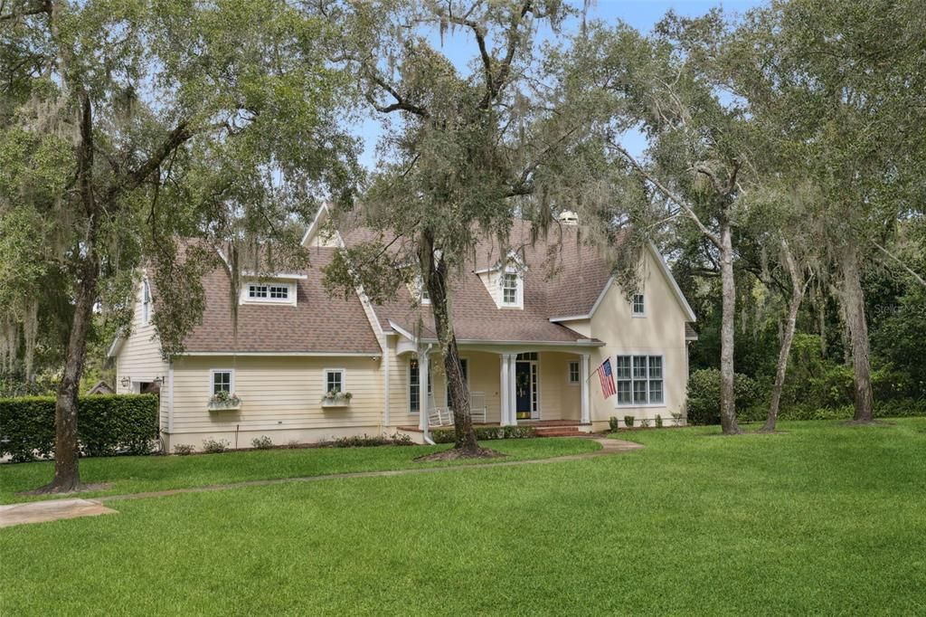 Activo con contrato: $825,000 (5 camas, 3 baños, 3051 Pies cuadrados)