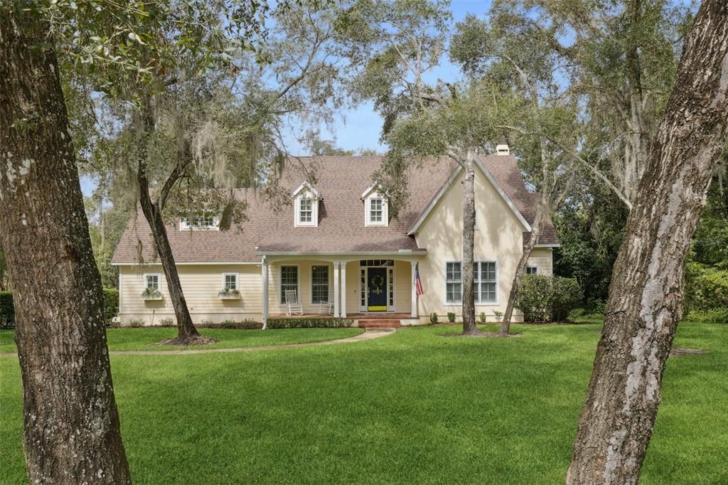 Activo con contrato: $825,000 (5 camas, 3 baños, 3051 Pies cuadrados)