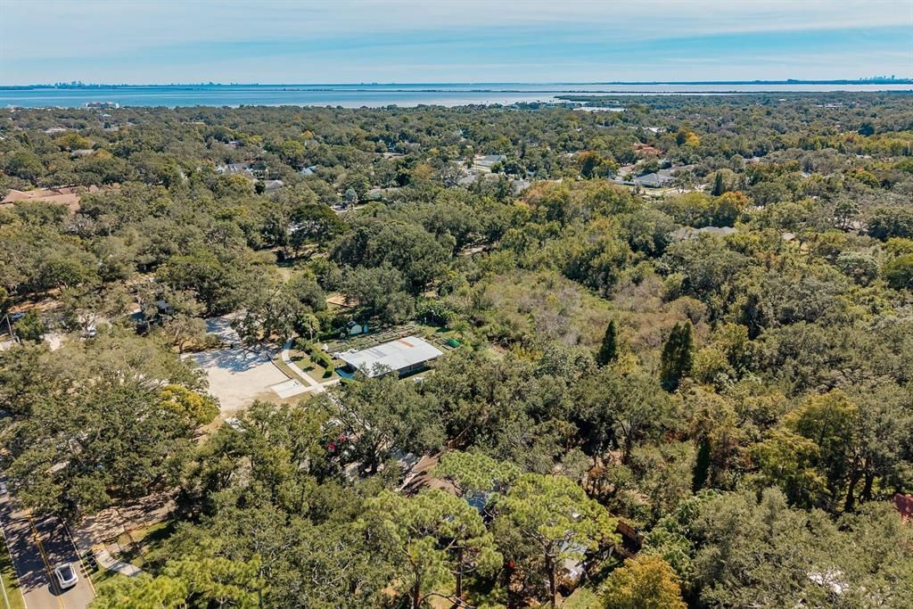 For Sale: $325,000 (2 beds, 2 baths, 1125 Square Feet)