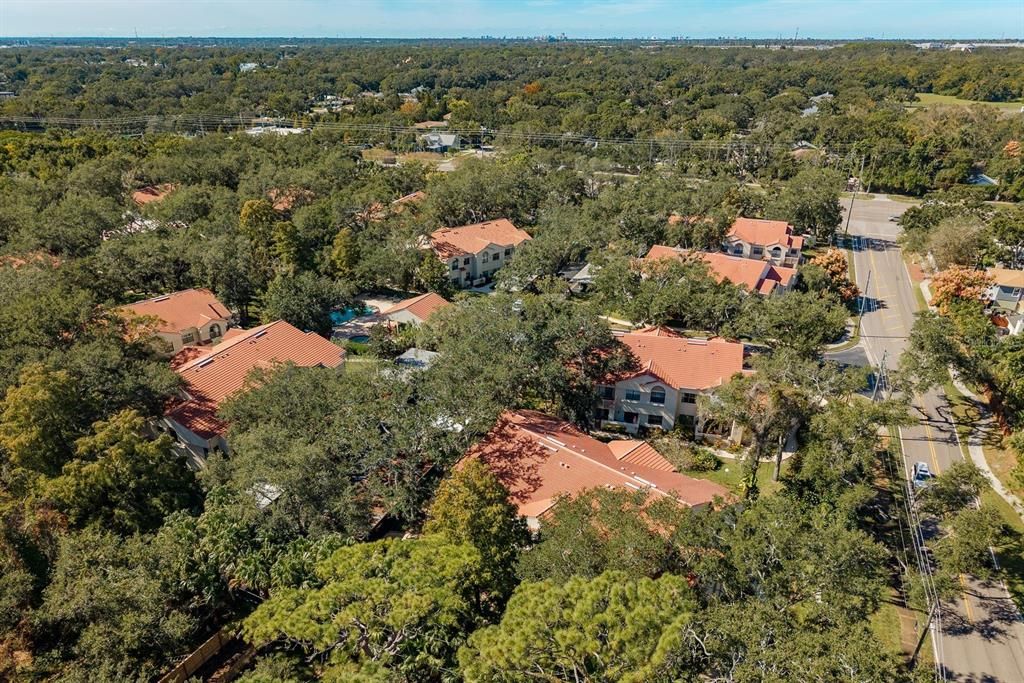 For Sale: $325,000 (2 beds, 2 baths, 1125 Square Feet)