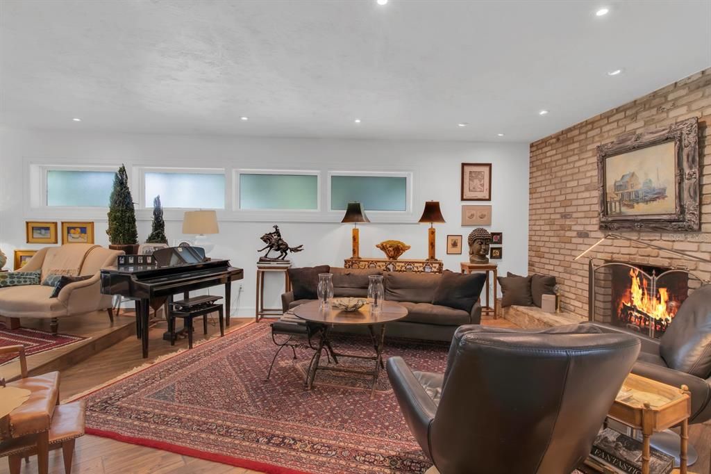 На продажу: $745,000 (3 спален, 2 ванн, 2433 Квадратных фут)