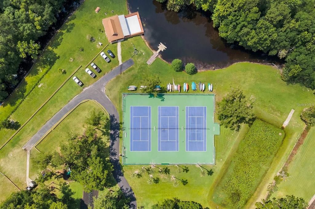 На продажу: $745,000 (3 спален, 2 ванн, 2433 Квадратных фут)