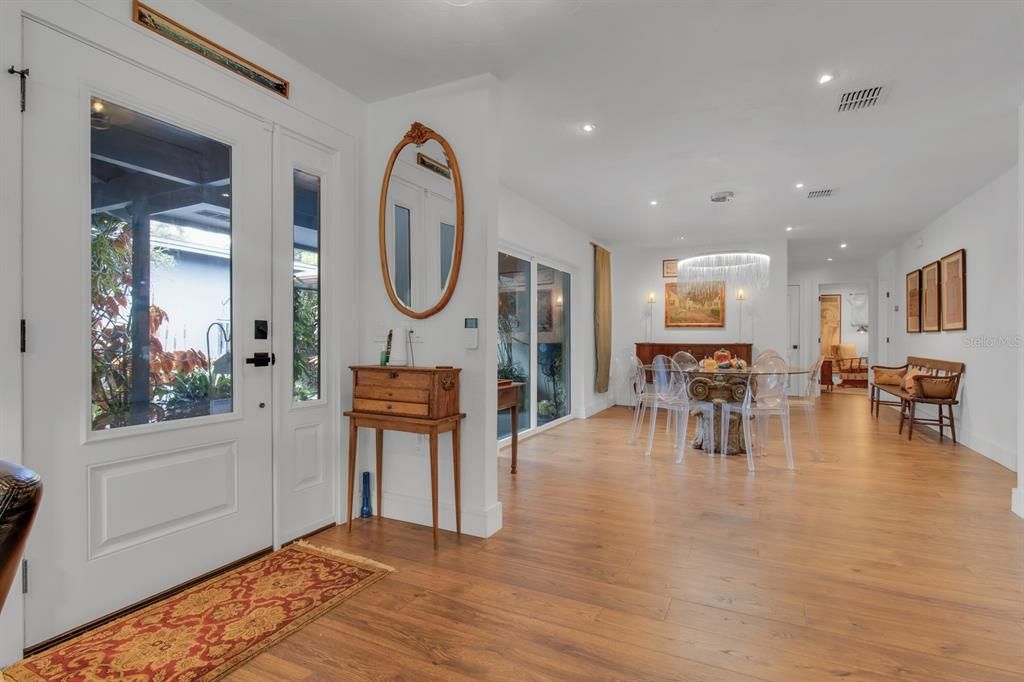 На продажу: $745,000 (3 спален, 2 ванн, 2433 Квадратных фут)