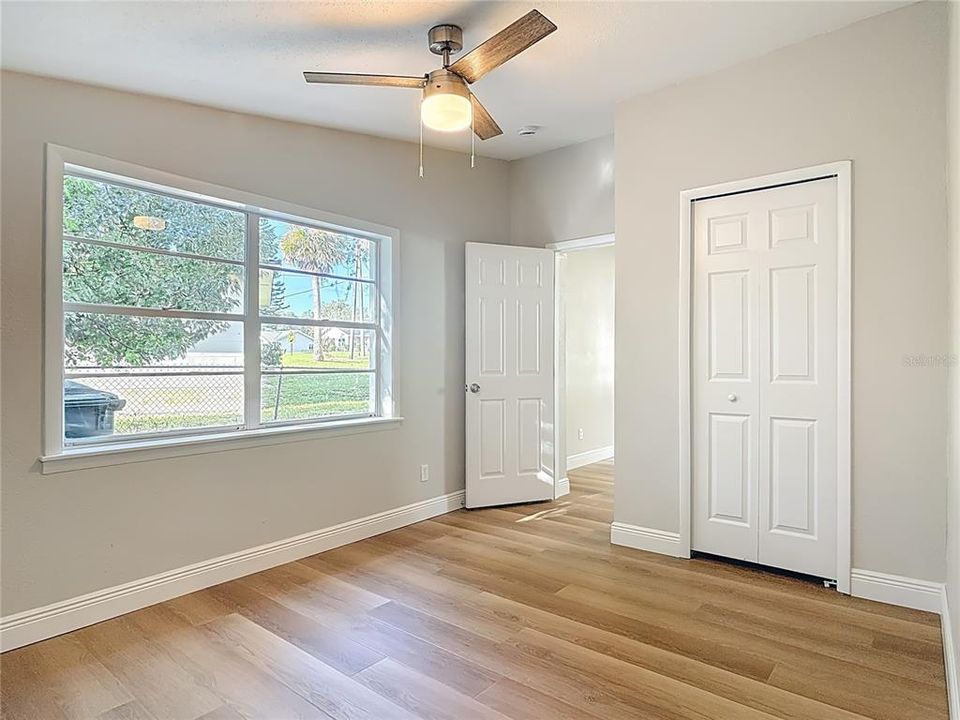 For Sale: $239,000 (3 beds, 1 baths, 1080 Square Feet)