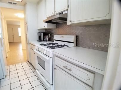For Rent: $1,499 (1 beds, 1 baths, 636 Square Feet)