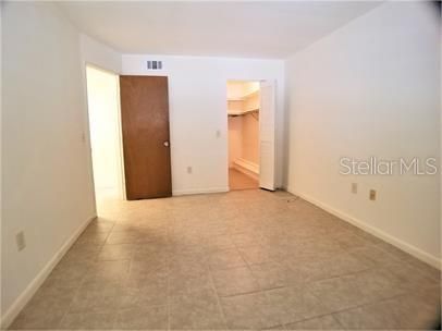 For Rent: $1,499 (1 beds, 1 baths, 636 Square Feet)