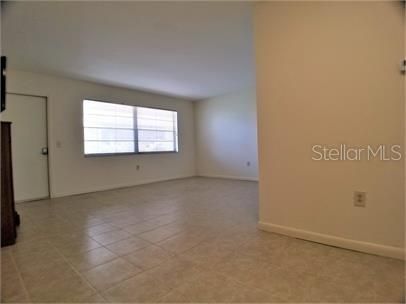 For Rent: $1,499 (1 beds, 1 baths, 636 Square Feet)