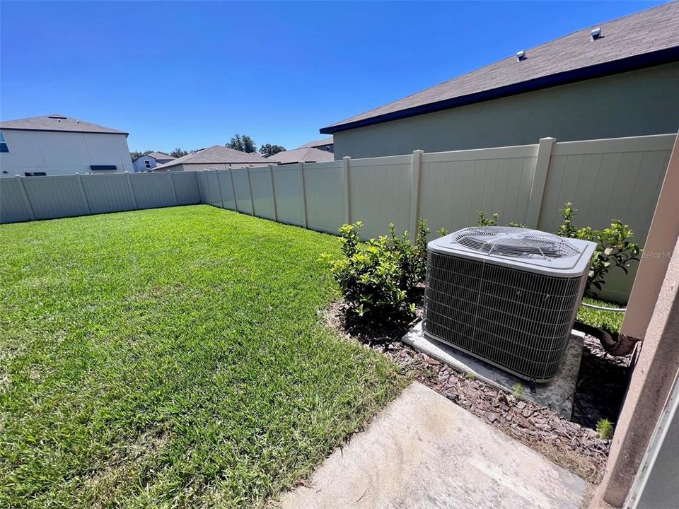 待售: $510,000 (4 贝兹, 2 浴室, 1870 平方英尺)