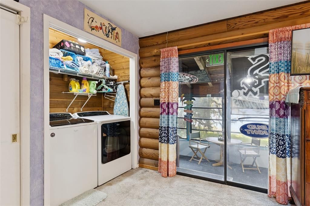 Active With Contract: $325,000 (2 beds, 2 baths, 1704 Square Feet)