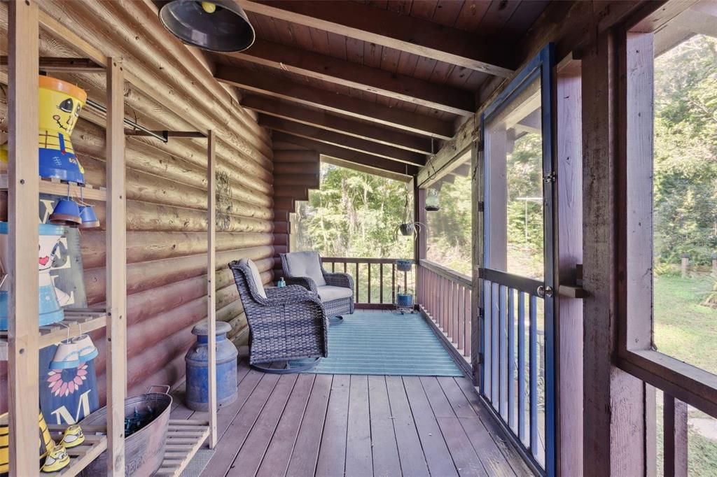 Active With Contract: $325,000 (2 beds, 2 baths, 1704 Square Feet)