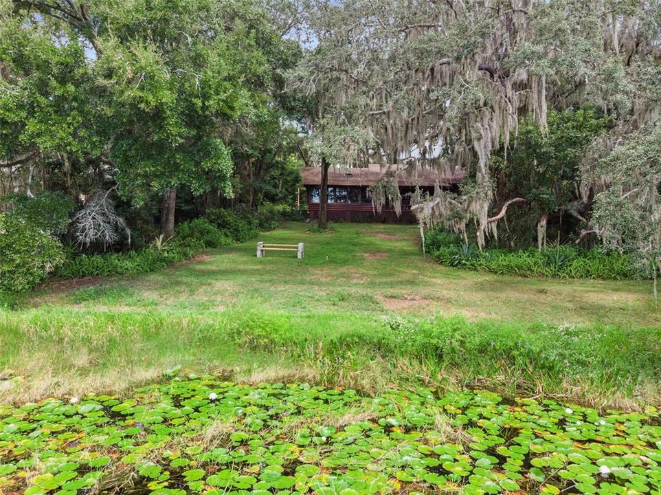 Active With Contract: $325,000 (2 beds, 2 baths, 1704 Square Feet)